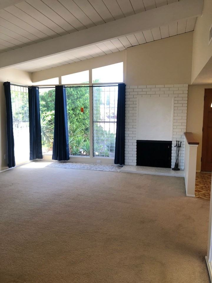 8415 Kingsland Rd - Photo 3 of 37