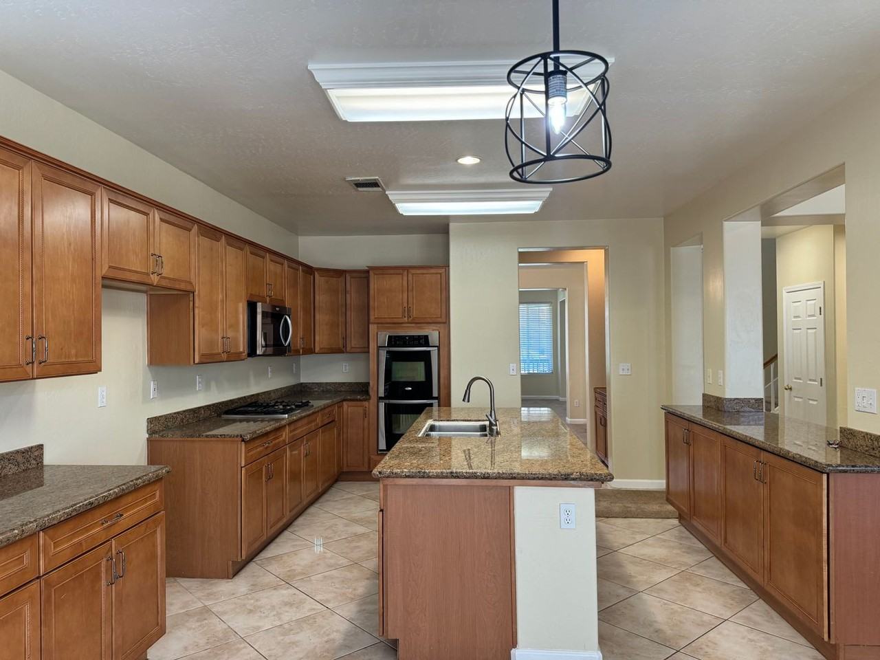 11405 Sangrado Dr - Photo 6 of 19