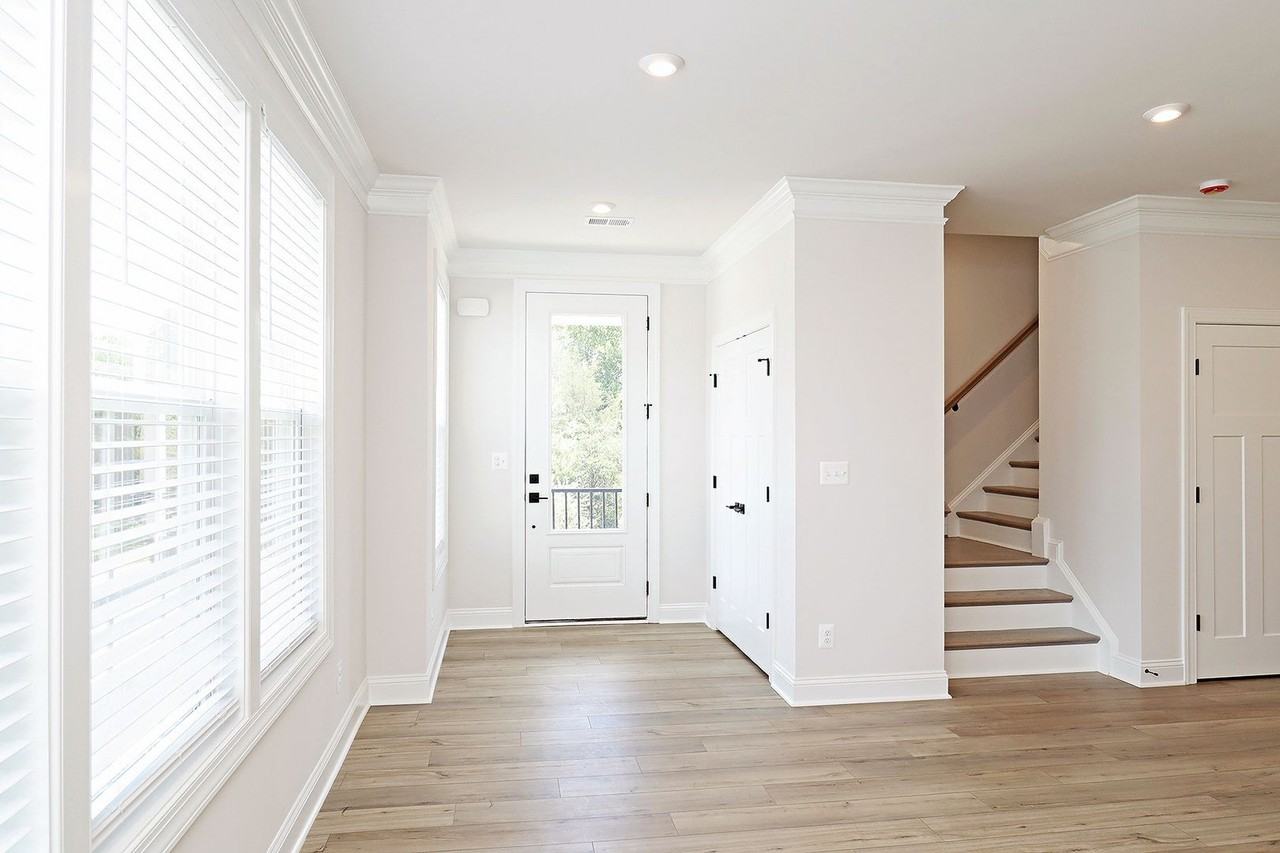 2405 Anlee Rd #A - Photo 2 of 26