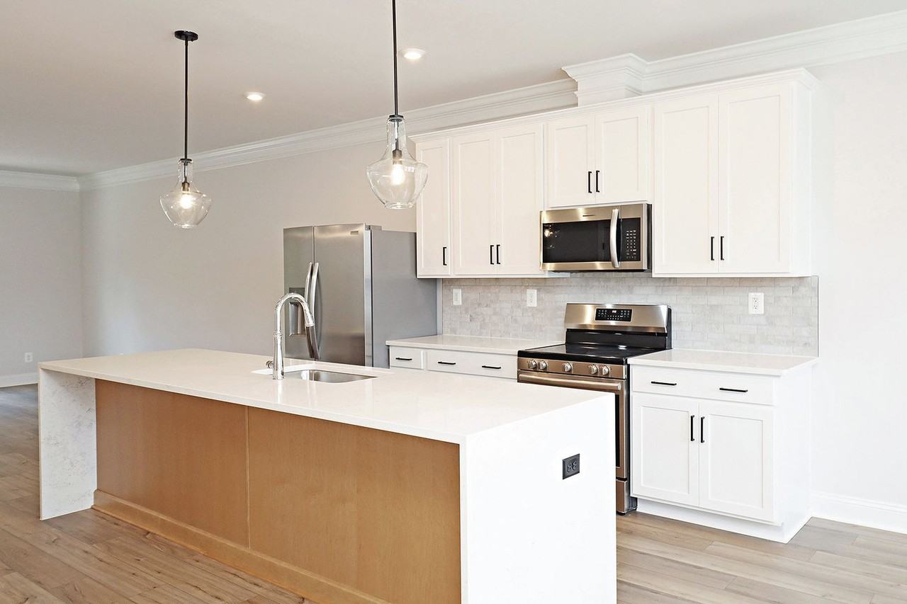 2405 Anlee Rd #A - Photo 4 of 26