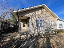 featured image of 616 E Avenue C