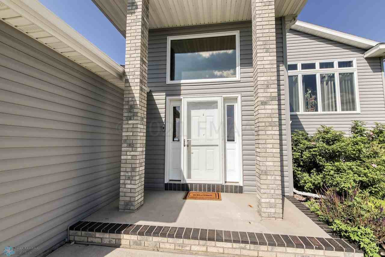 5138 44th St S - Photo 2 of 26