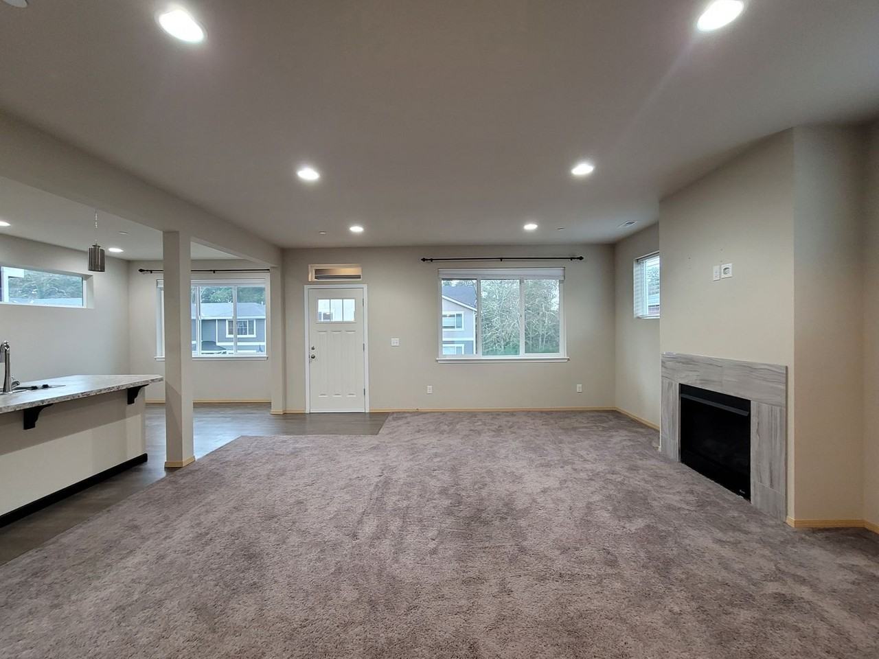 2432 Seringa Ave - Photo 2 of 23