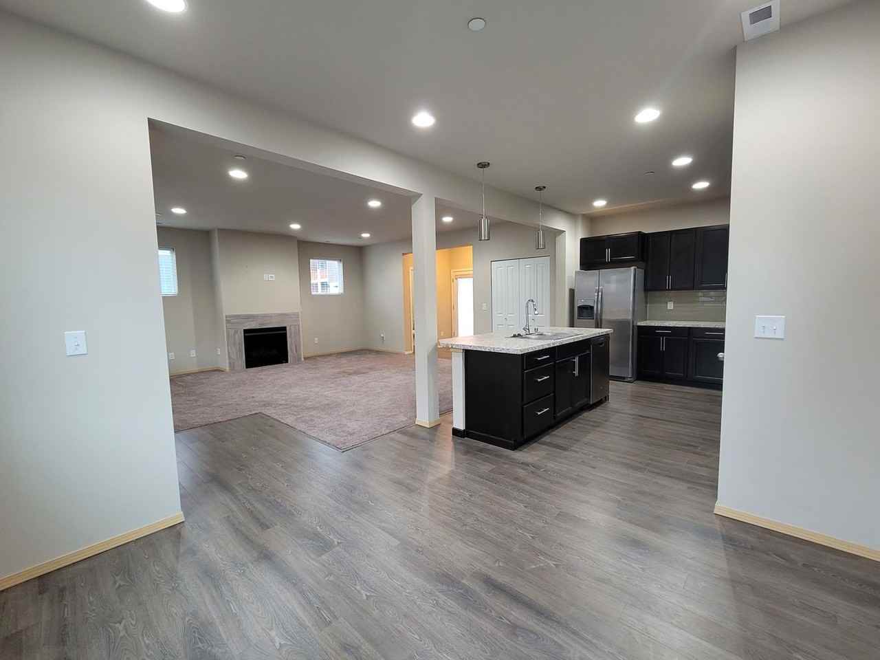 2432 Seringa Ave - Photo 3 of 23