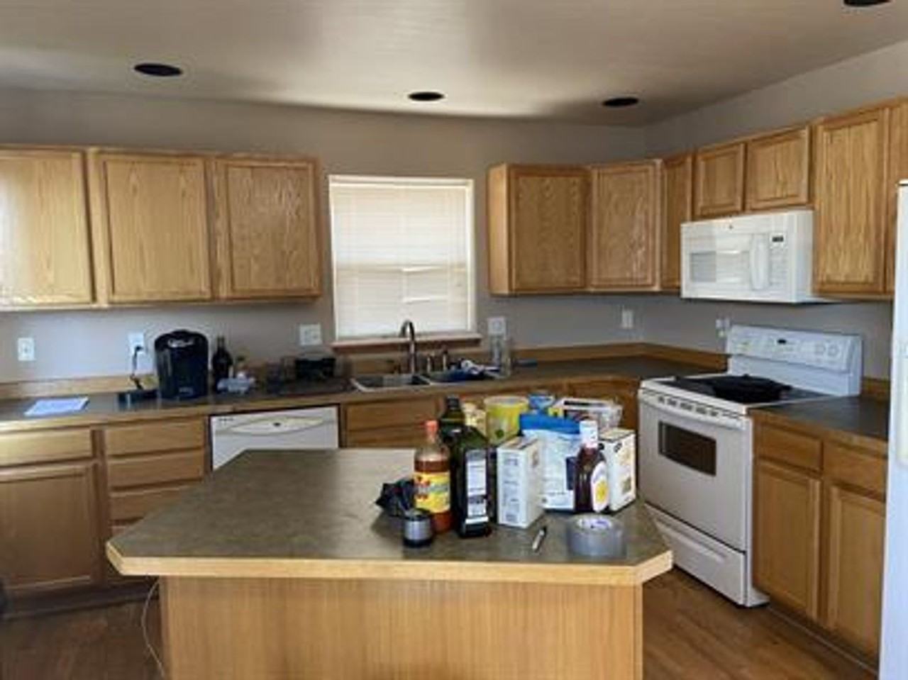 55 W Dooley Ln - Photo 5 of 14