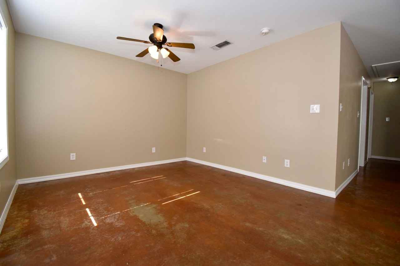 616 Evans Street - Photo 2 of 19