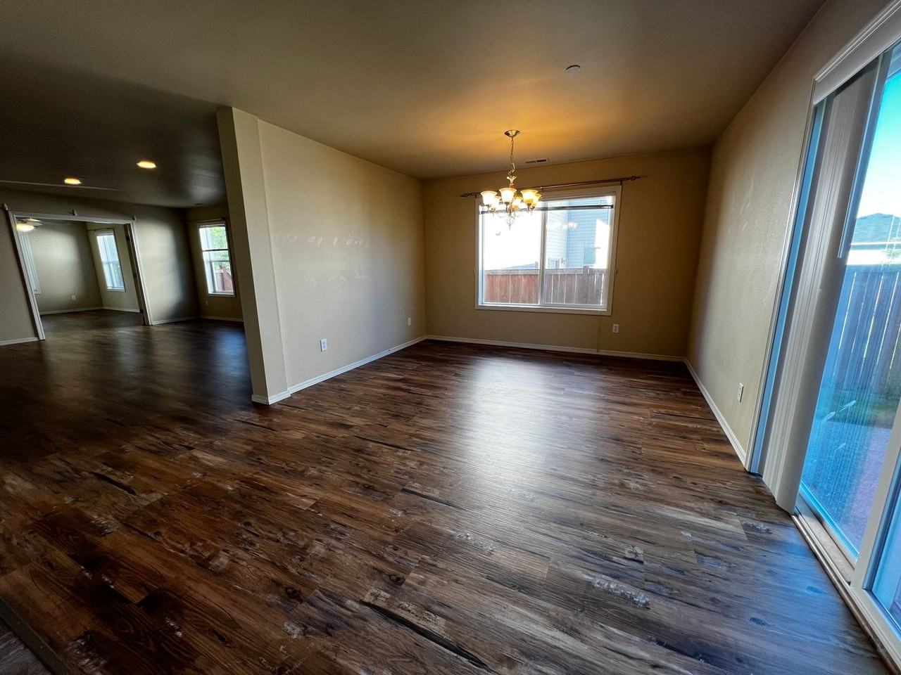 1391 Foreman Rd - Photo 5 of 27