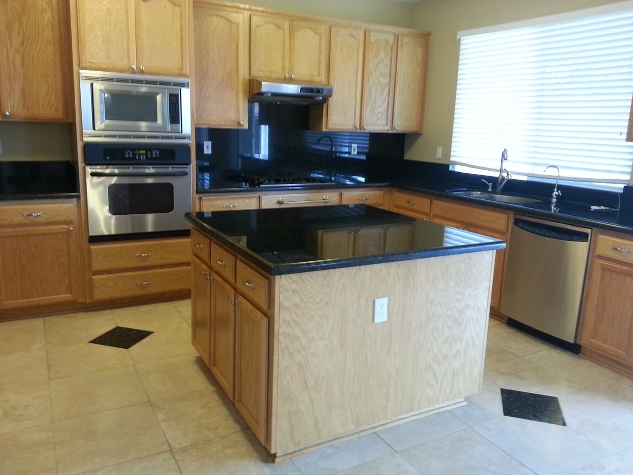 5421 Prewett Ranch Dr - Photo 2 of 23