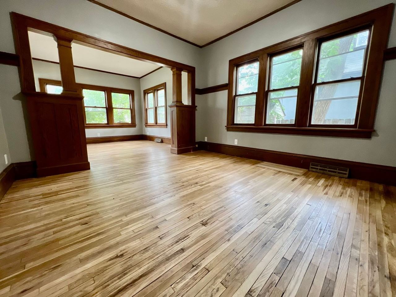 3447 Dupont Ave N - Photo 2 of 6