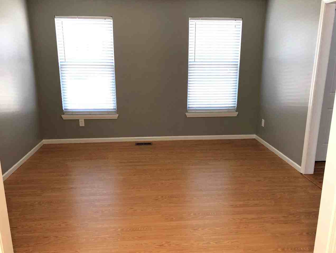 4213 Garland Ave - Photo 3 of 31