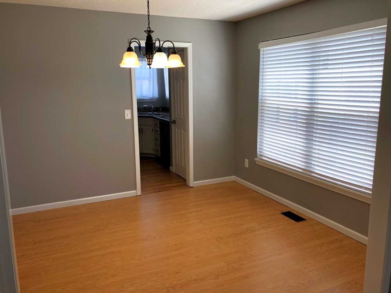 4213 Garland Ave - Photo 6 of 31
