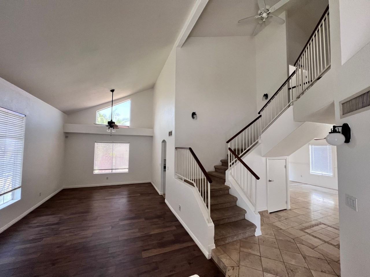 3409 E Glenhaven Dr - Photo 3 of 24