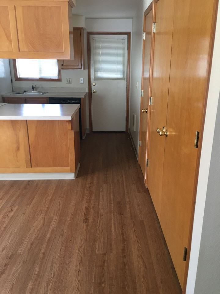 Missouri Avenue Apartments - Photo 5 of 9