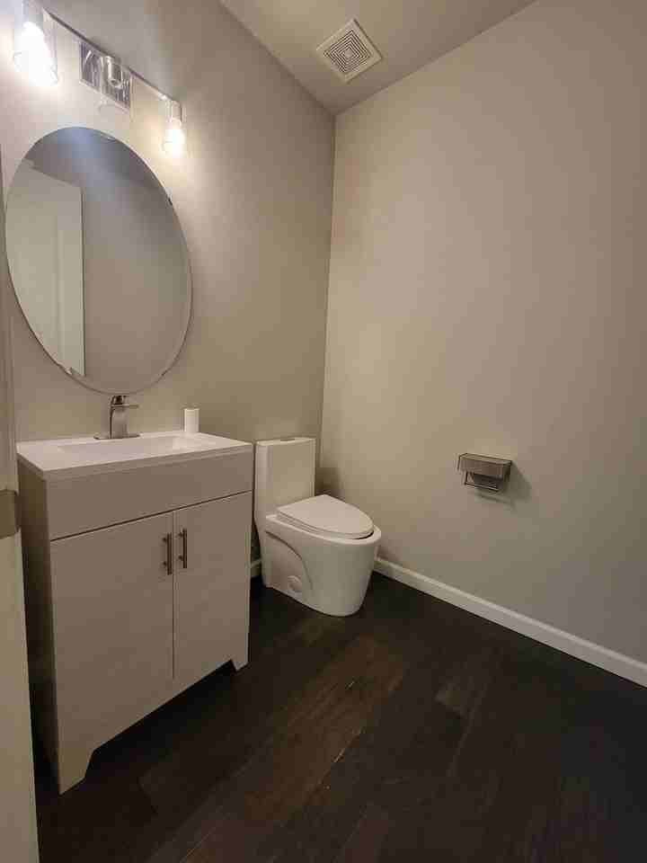 6025 S 302nd St - Photo 4 of 20