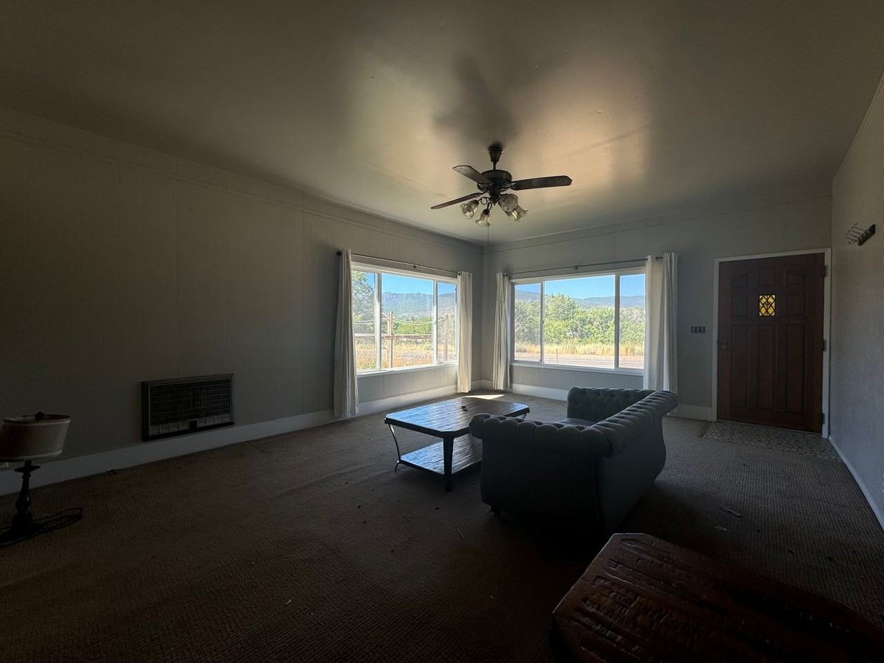 1304 Riverside Dr - Photo 4 of 40