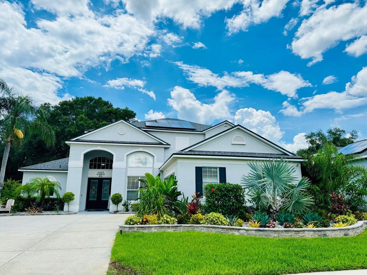 2706 Valiant Dr - Photo 2 of 36