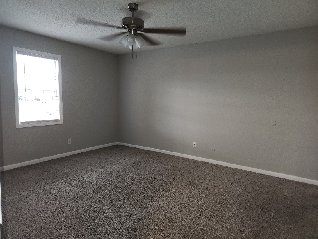 2005 Morgan Ave Sw Apt 4 #4 - Photo 6 of 13