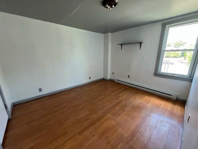 1121 Jackson St - Photo 2 of 9