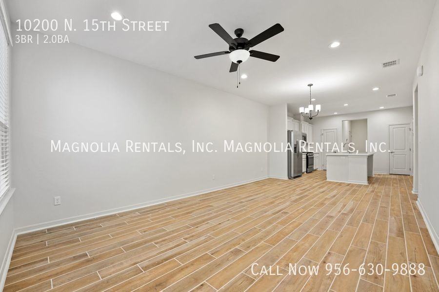 10200 N 15th St - Photo 3 of 21