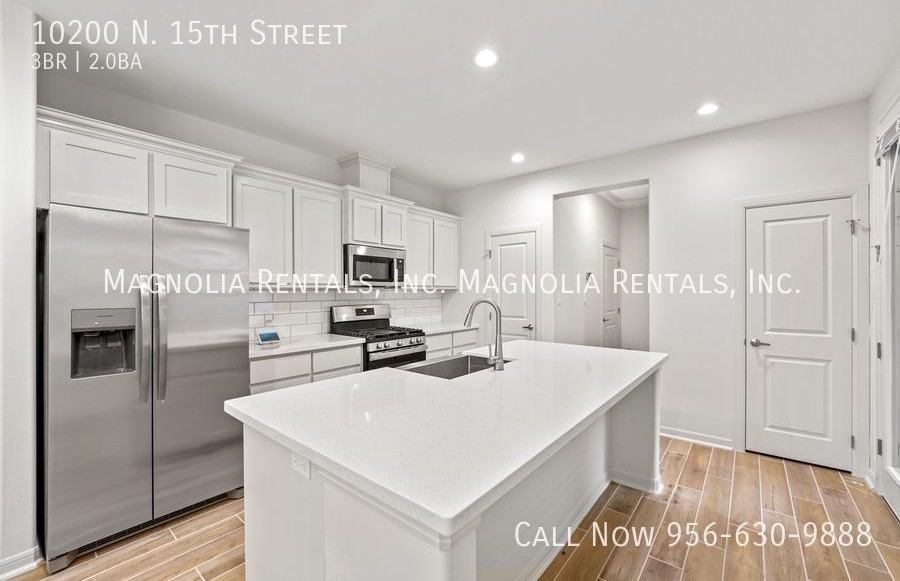 10200 N 15th St - Photo 6 of 21