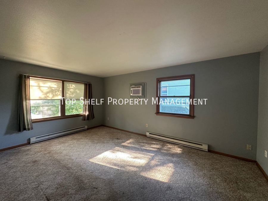 111 Boone St #3 - Photo 2 of 7