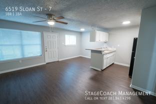 6519 Sloan St #7 - Photo 1 of 1