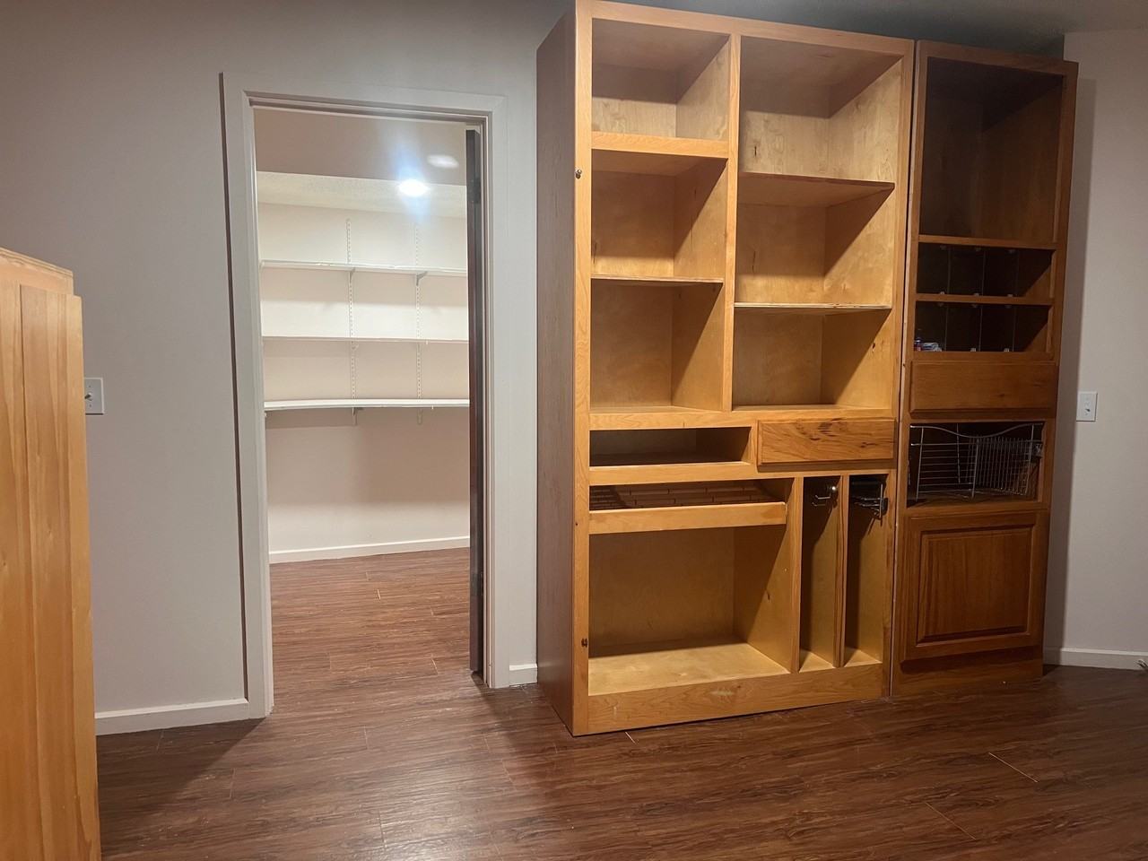 302 Dallas St #NA - Photo 7 of 14