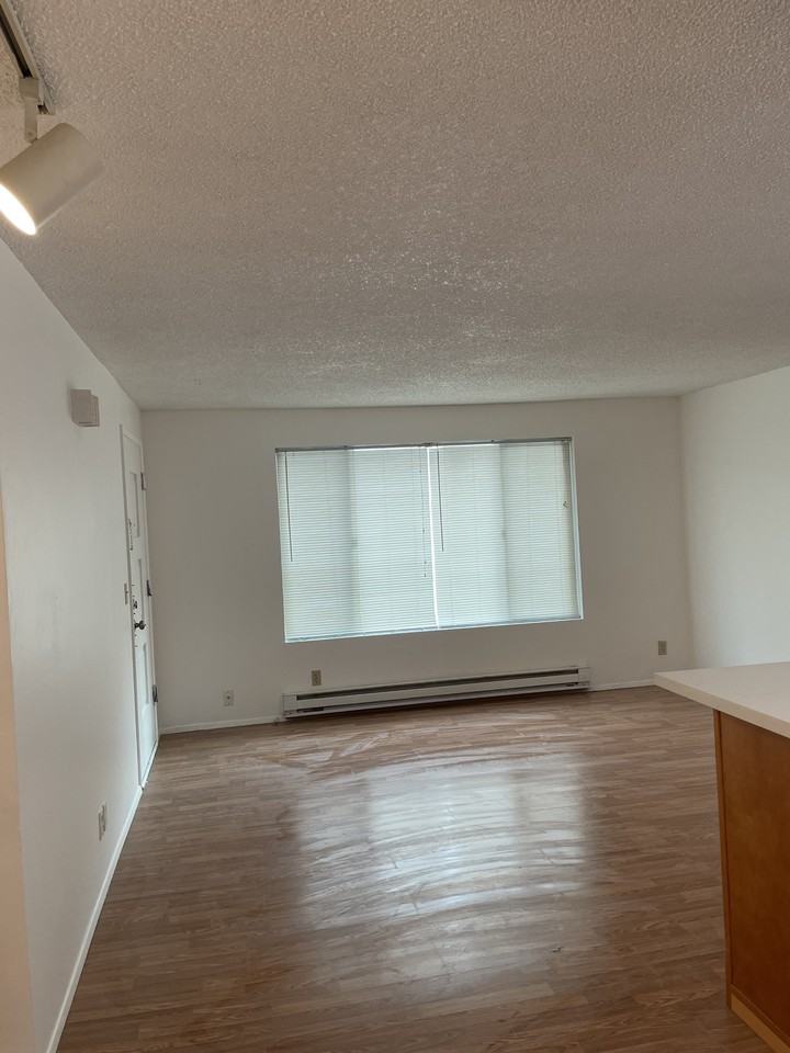 17422 52nd Ave W #14 - Photo 5 of 18