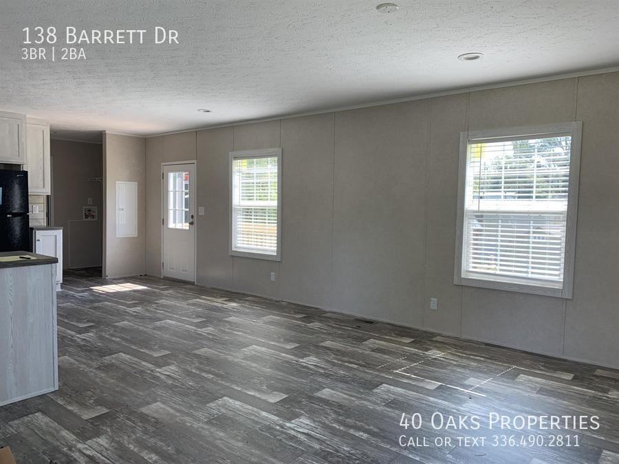 138 Barrett Dr - Photo 3 of 18