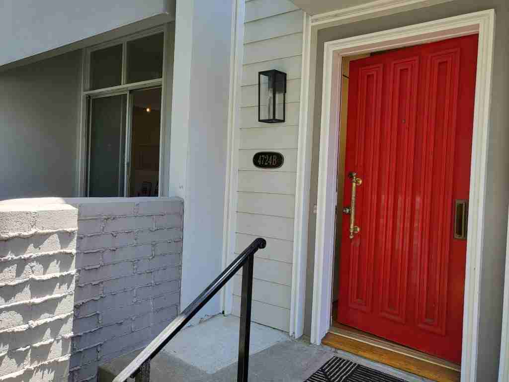 4724 La Villa Marina #B - Photo 3 of 46