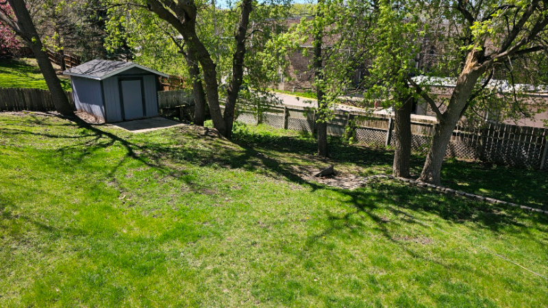 12920 James Ave S - Photo 3 of 13