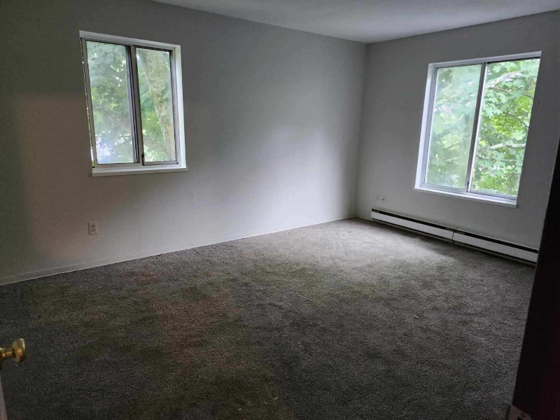 617 Main St #6 - Photo 3 of 8