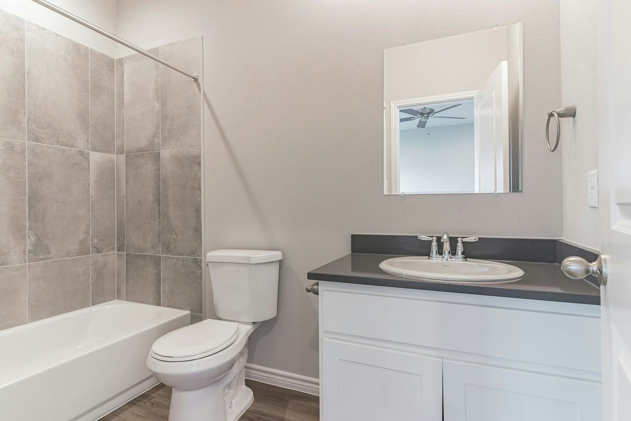 120 Peruna Drive - Photo 5 of 31