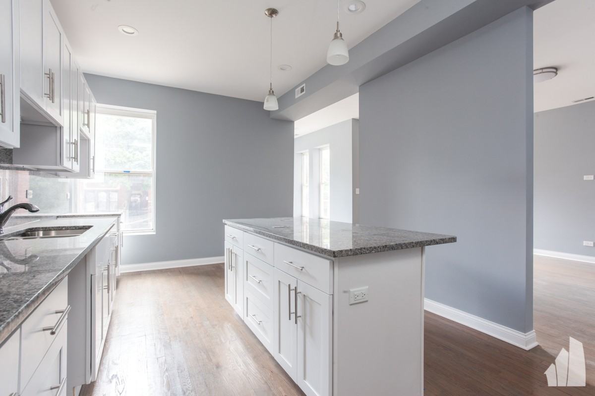 5130 South Greenwood Avenue #2S - Photo 4 of 16