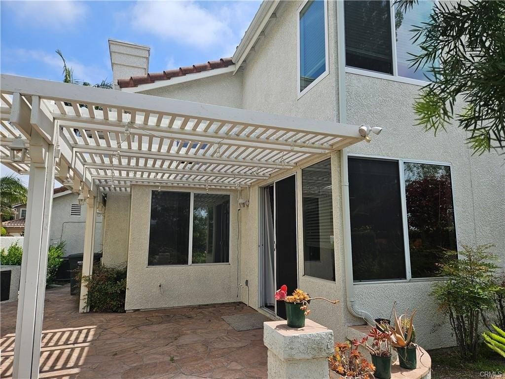 15221 Normandy Ln - Photo 3 of 8