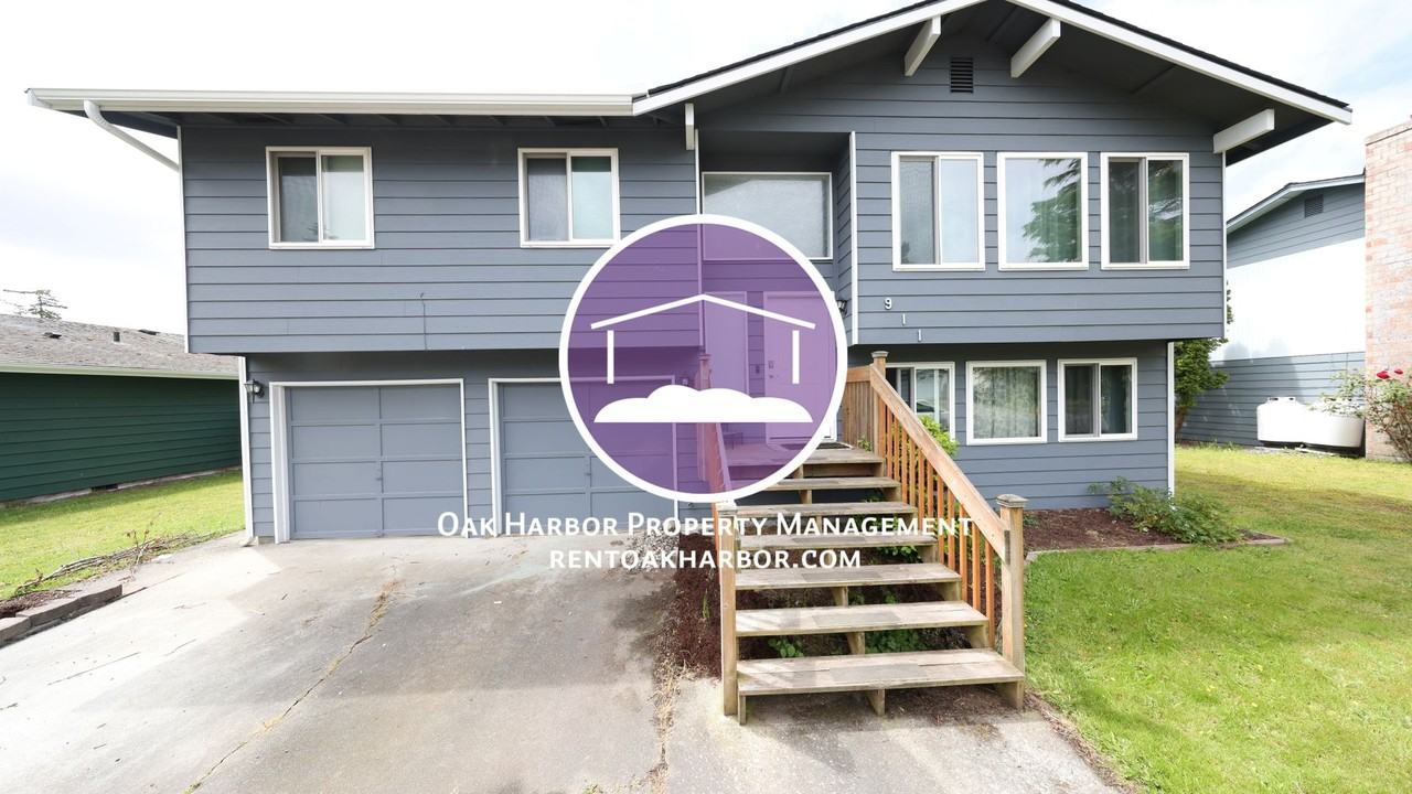 911 Northwest Hiyu Drive