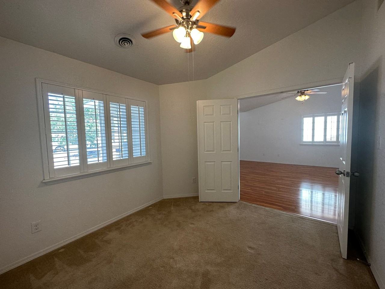 4115 Azalea St - Photo 5 of 26