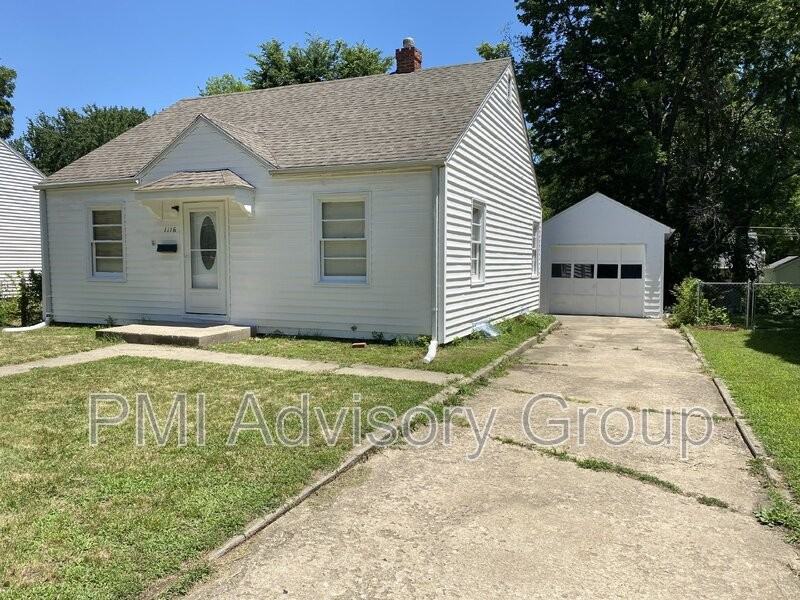 1116 Sw Cambridge Ave - Photo 2 of 14