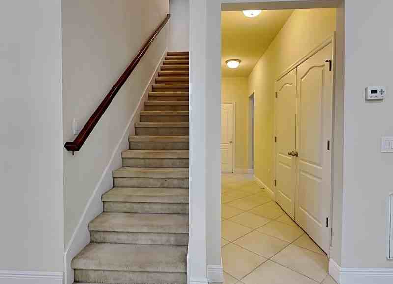 11008 Tahiti Isle Ln - Photo 2 of 33