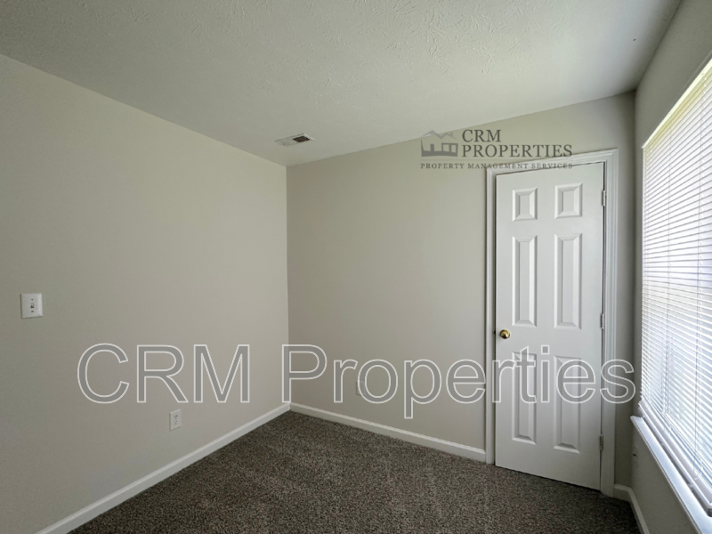 7202 Parklake Cir - Photo 7 of 15