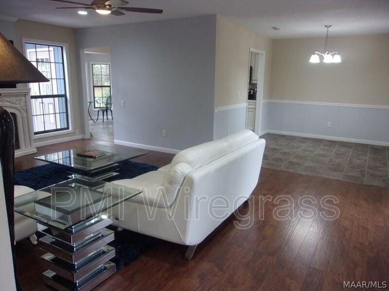 1104 Willow Oaks Dr - Photo 2 of 28