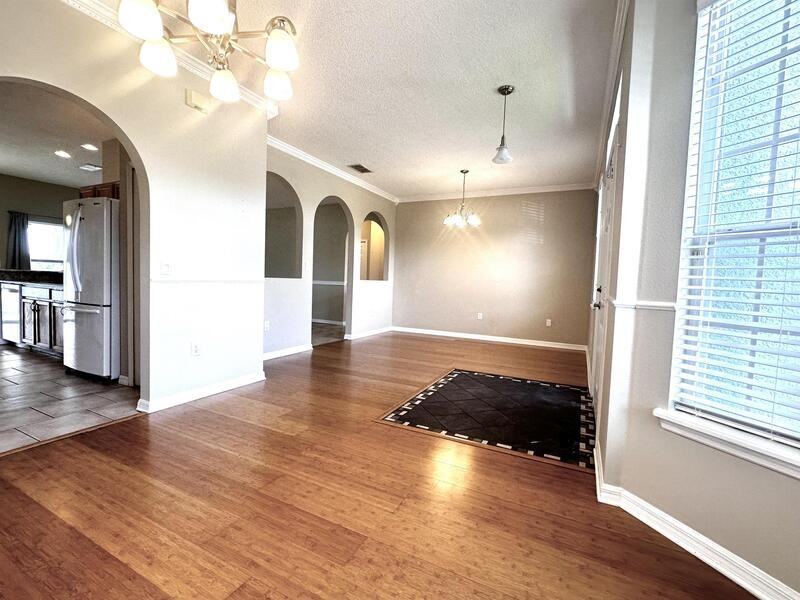 1538 Sarus Ave - Photo 2 of 23