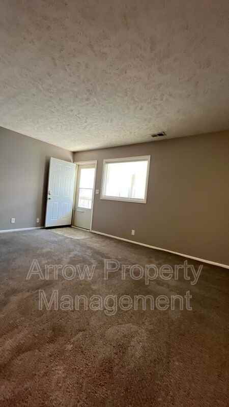 2110 J St #6 - Photo 7 of 11