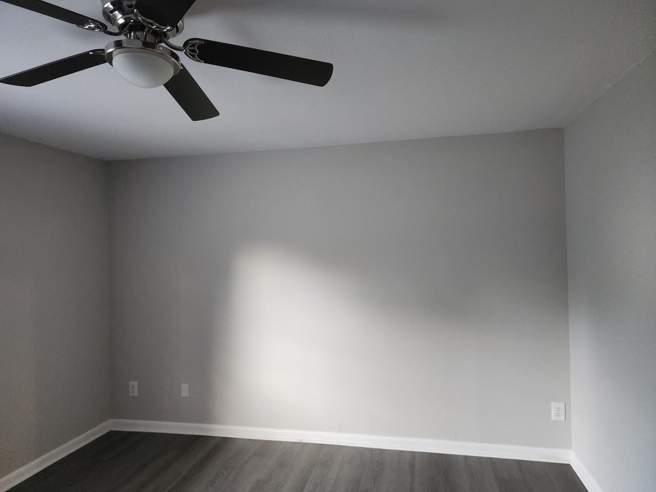 1302A Cherrycrest Dr - Photo 3 of 17