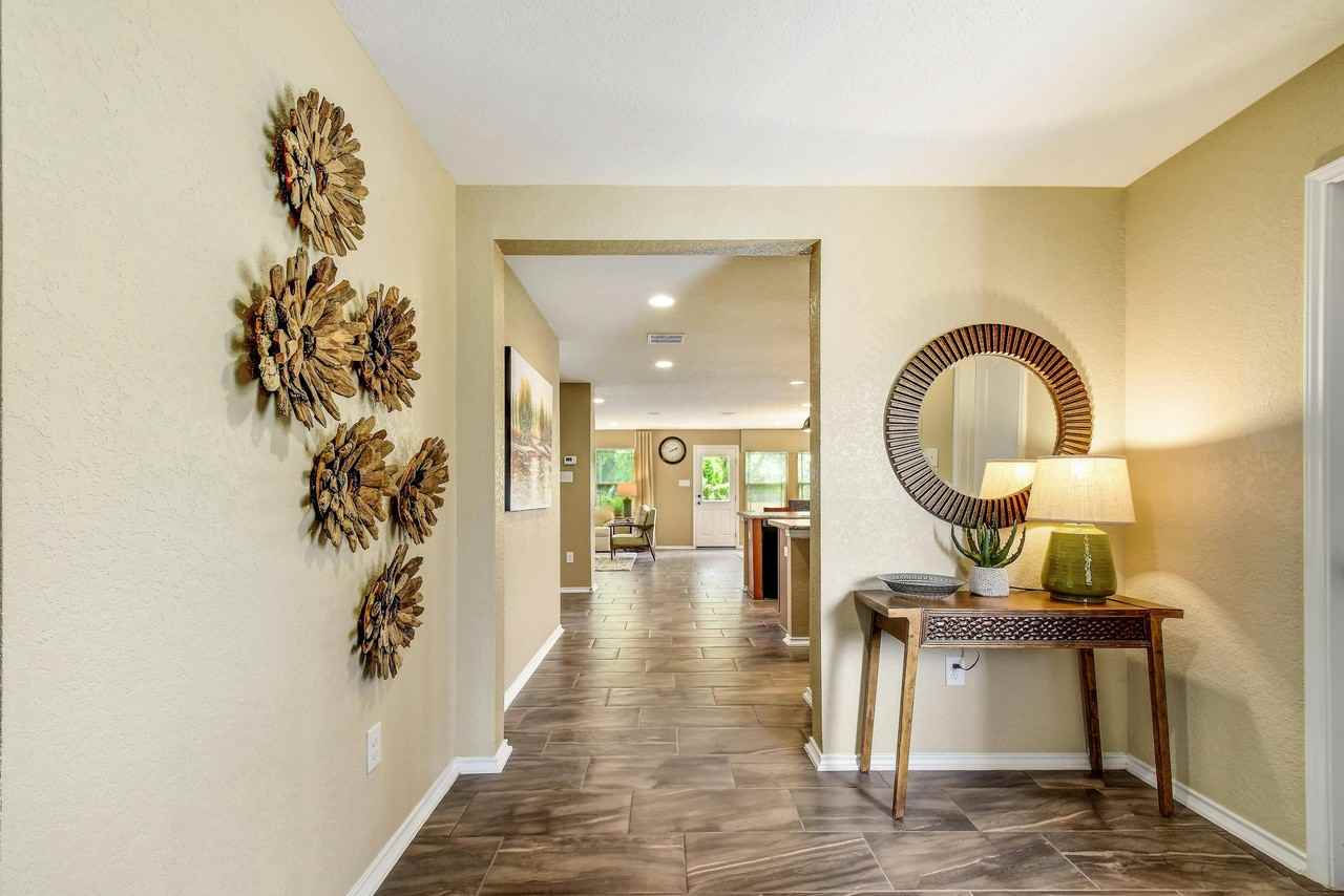 8114 Breakaway Pass - Photo 5 of 30