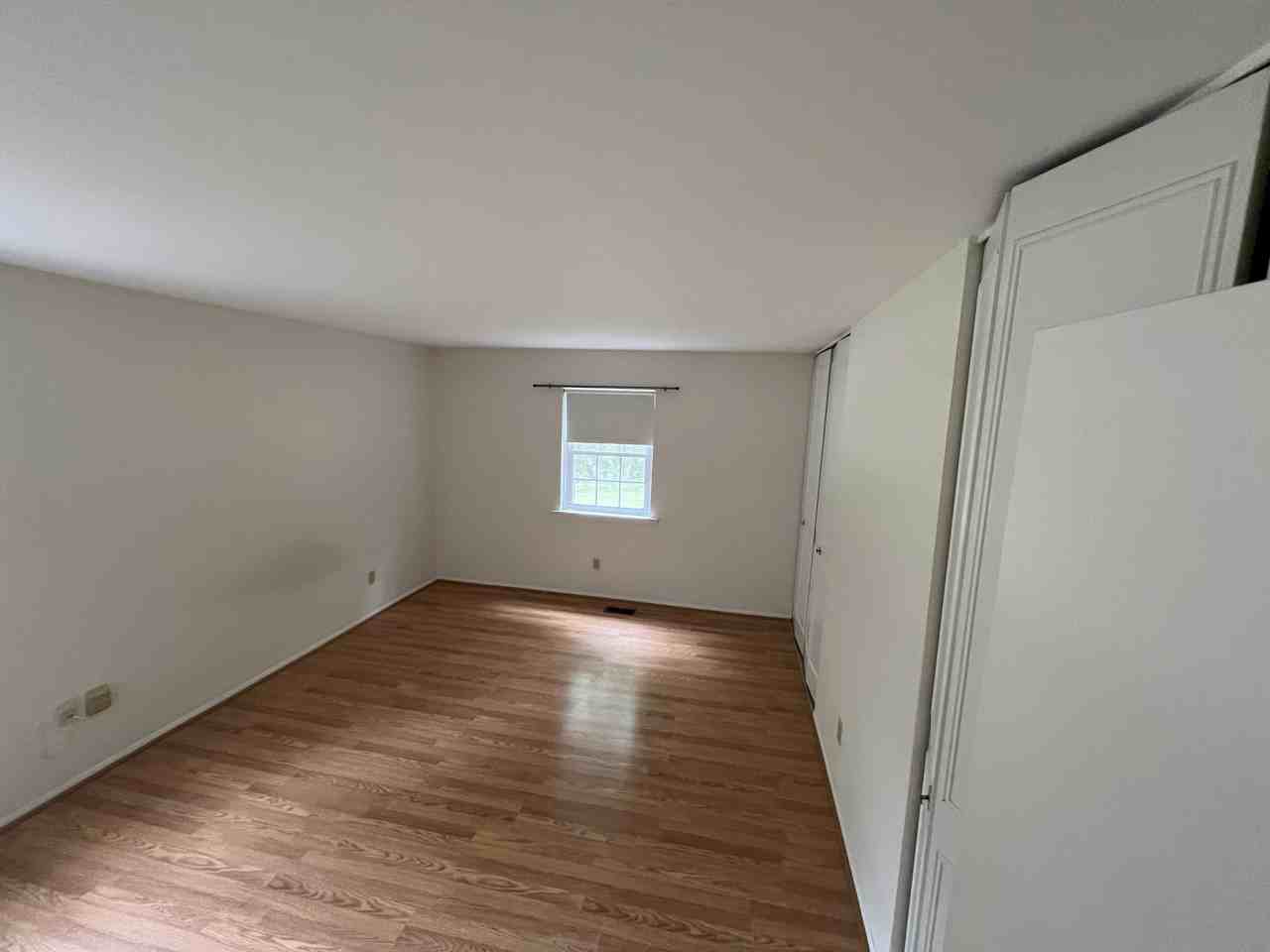 528 Old Forge Xing - Photo 3 of 6