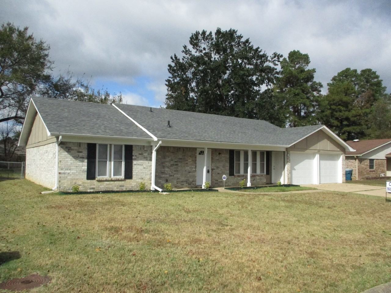 6012 Timberside Rd - Photo 2 of 18