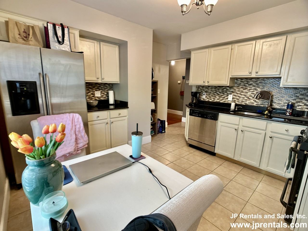 9 Barton St #1CO
