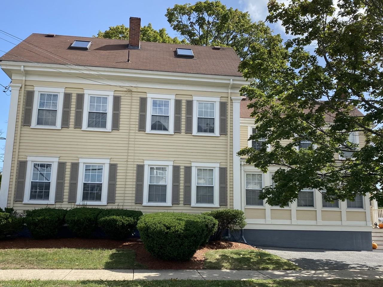 55 Myrtle St #2