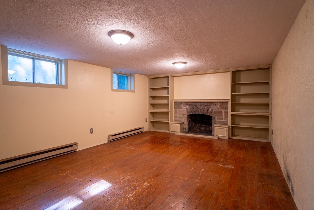 166 Humbervale Blvd - Photo 6 of 20